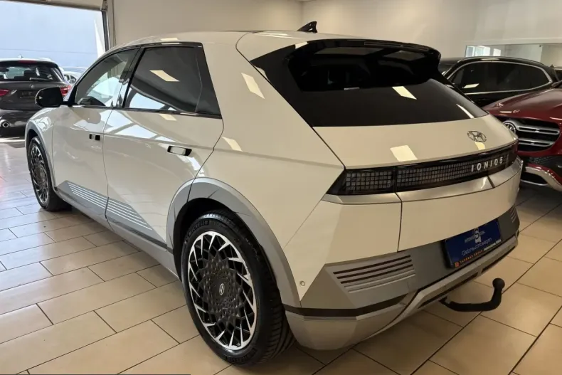 Hyundai IONIQ 5 din 2023 cu 66.379 km - oferta HYU224582 - foto 4