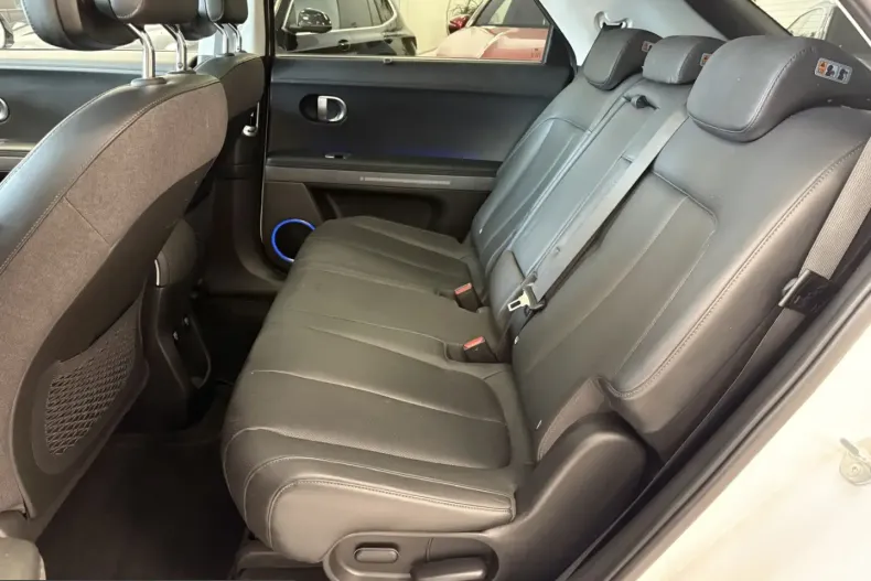 Hyundai IONIQ 5 din 2023 cu 66.379 km - oferta HYU224582 - foto 11