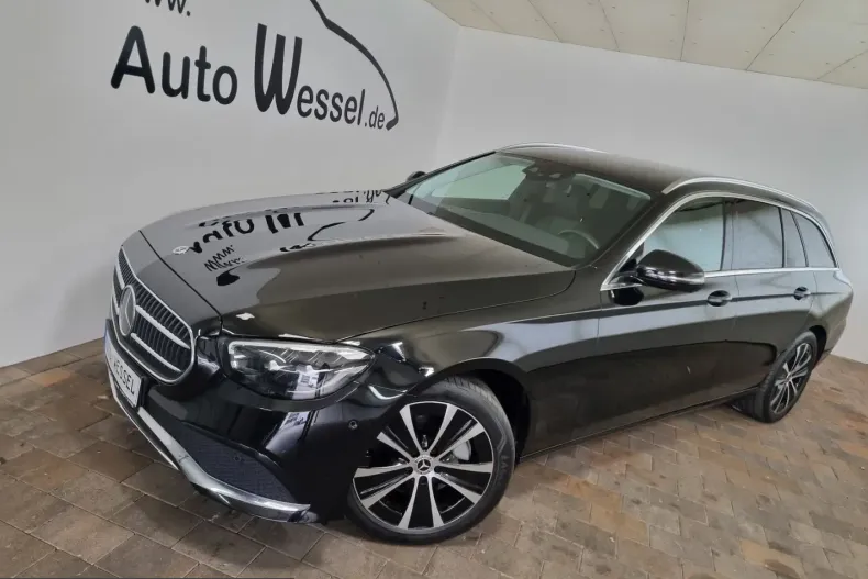 Mercedes-Benz E 300 (Clasa E) din 2022 cu 54.500 km - oferta MER224583 - foto 22