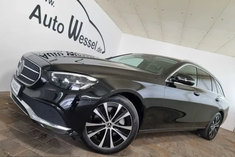 Mercedes-Benz E 300 (Clasa E) din 2022 cu 54.500 km - oferta MER224583 - foto 23