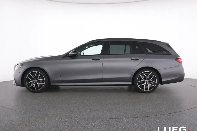 Mercedes-Benz E 200 (Clasa E) din 2023 cu 48.139 km - oferta MER224586 - foto 11