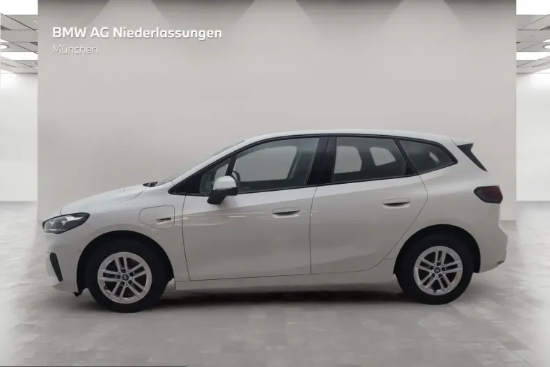 BMW 225e (Seria 2) din 2022 cu 35.373 km - oferta BMW224587 - foto 2