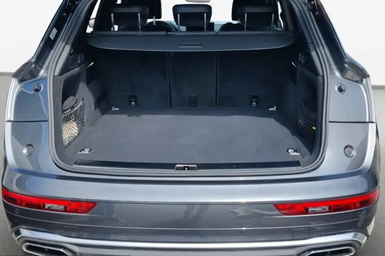 Audi Q5 din 2025 cu 10.807 km - oferta AUD224590 - foto 10