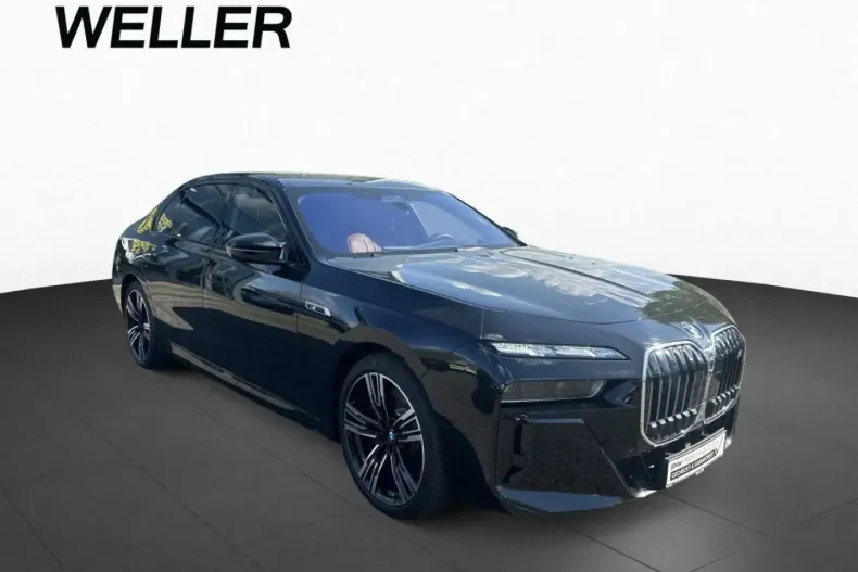 BMW M760 (Seria 7) din 2023 cu 7.149 km - oferta BMW224595 - foto 4