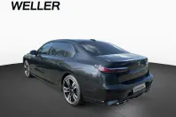 BMW M760 (Seria 7) din 2023 cu 7.149 km - oferta BMW224595 - foto 9