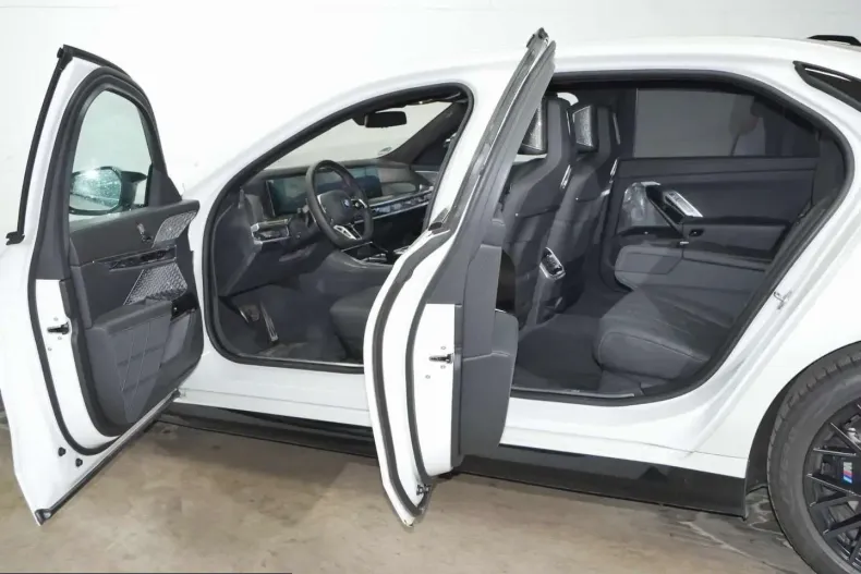 BMW M760 (Seria 7) din 2025 cu 47.500 km - oferta BMW224596 - foto 11
