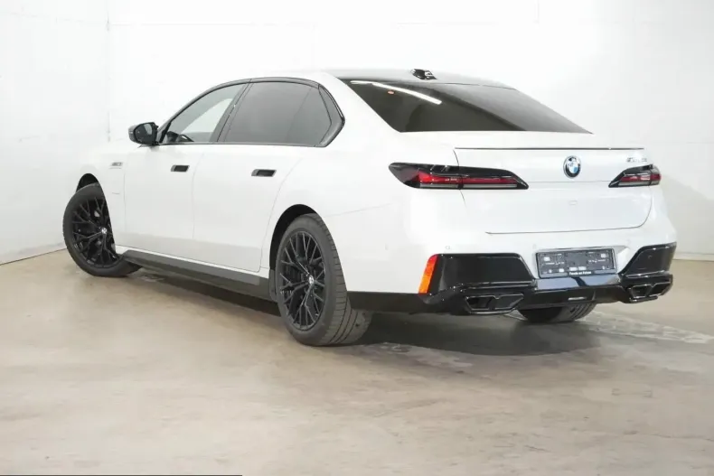 BMW M760 (Seria 7) din 2025 cu 47.500 km - oferta BMW224596 - foto 16