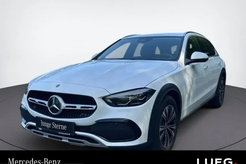 Mercedes-Benz C 220 (Clasa C) din 2023 cu 67.264 km - oferta MER224603 - foto 1