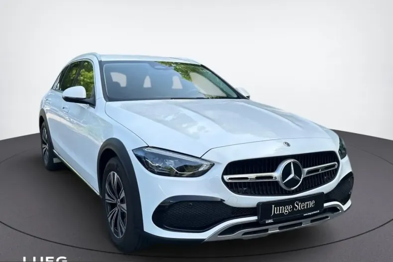 Mercedes-Benz C 220 (Clasa C) din 2023 cu 67.264 km - oferta MER224603 - foto 7