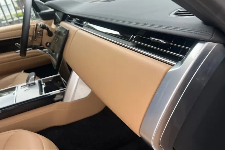 Land Rover Range Rover din 2025 cu 10.100 km - oferta LAN224605 - foto 39