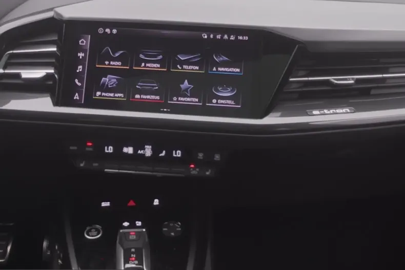 Audi Q4 e-tron din 2022 cu 70.300 km - oferta AUD224606 - foto 9