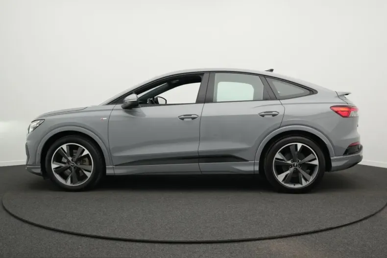 Audi Q4 e-tron din 2022 cu 70.300 km - oferta AUD224606 - foto 10