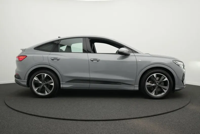 Audi Q4 e-tron din 2022 cu 70.300 km - oferta AUD224606 - foto 11