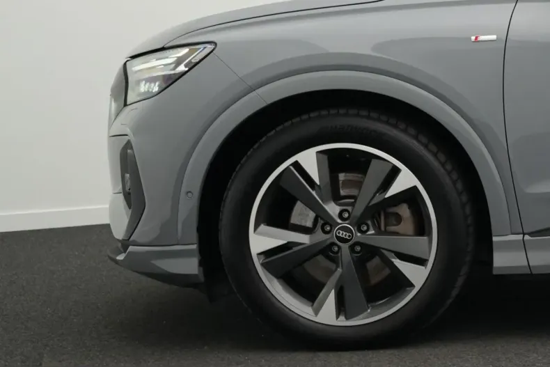 Audi Q4 e-tron din 2022 cu 70.300 km - oferta AUD224606 - foto 16