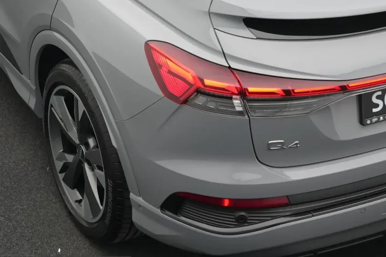 Audi Q4 e-tron din 2022 cu 70.300 km - oferta AUD224606 - foto 18