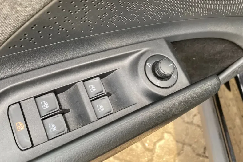 Skoda Enyaq din 2022 cu 55.583 km - oferta SKO224608 - foto 11