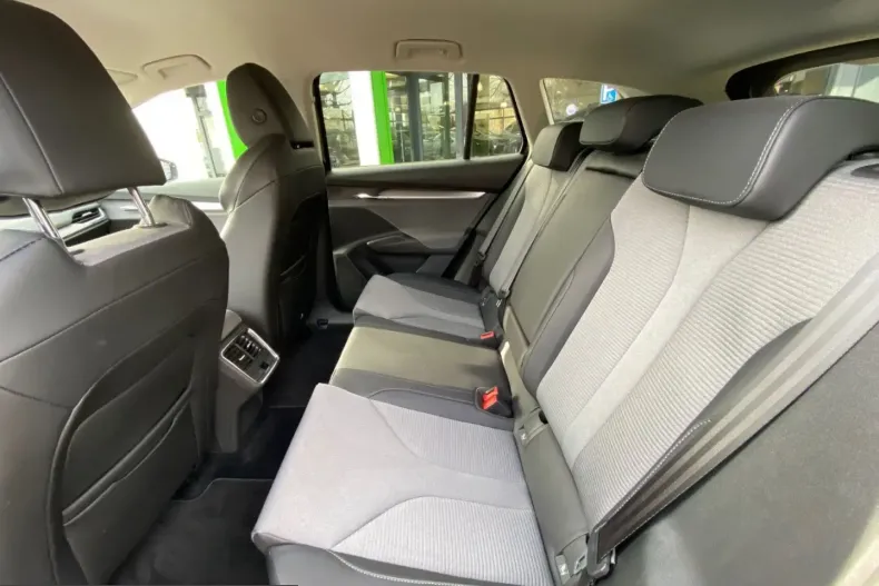 Skoda Enyaq din 2022 cu 55.583 km - oferta SKO224608 - foto 12