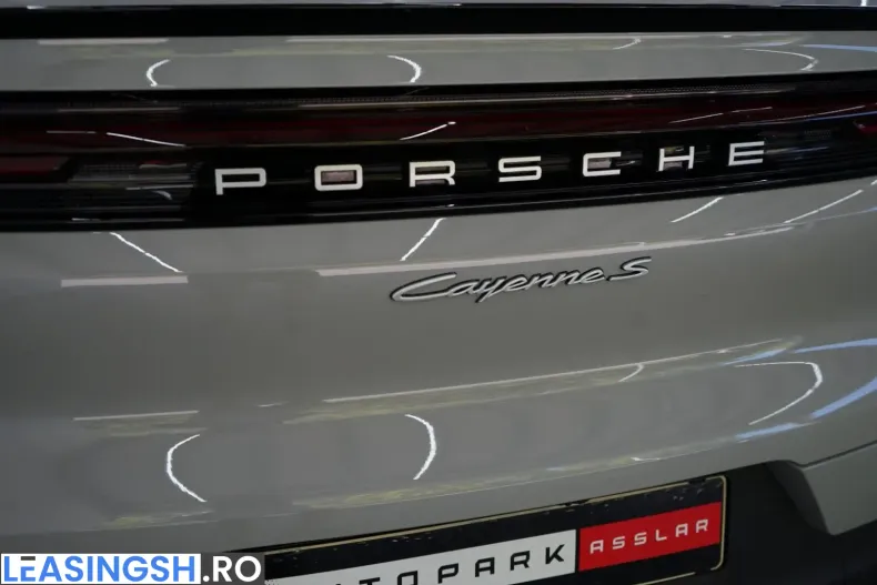 Porsche Cayenne din 2024 cu 13.950 km - oferta POR224612 - foto 5