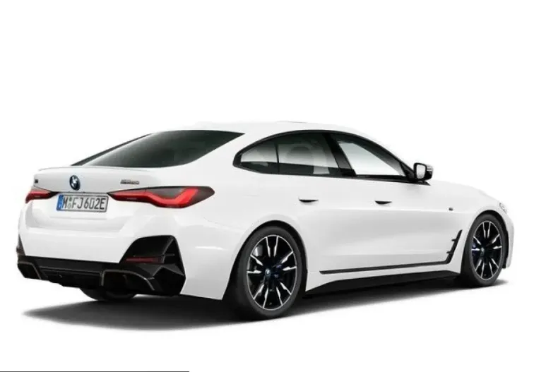 BMW i4 (Seria 4) din 2022 cu 63.484 km - oferta BMW224614 - foto 5