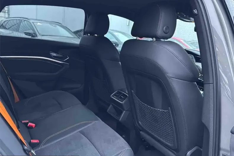 Audi e-tron din 2022 cu 59.725 km - oferta AUD224618 - foto 16
