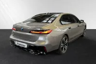 BMW M760 (Seria 7) din 2024 cu 31.970 km - oferta BMW224620 - foto 3