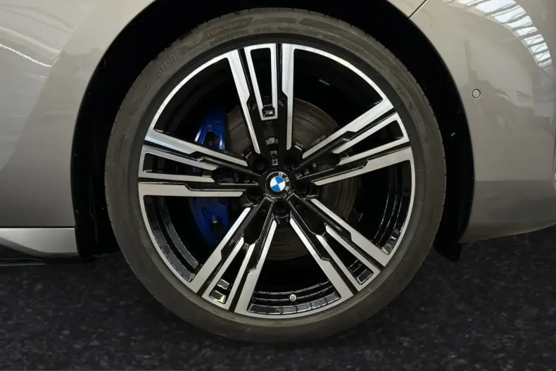 BMW M760 (Seria 7) din 2024 cu 31.970 km - oferta BMW224620 - foto 5
