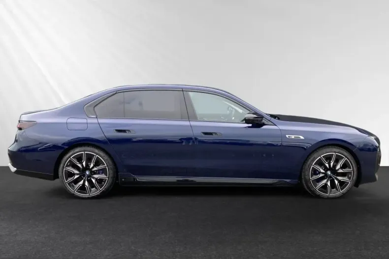BMW M760 (Seria 7) din 2025 cu 1.800 km - oferta BMW224621 - foto 2