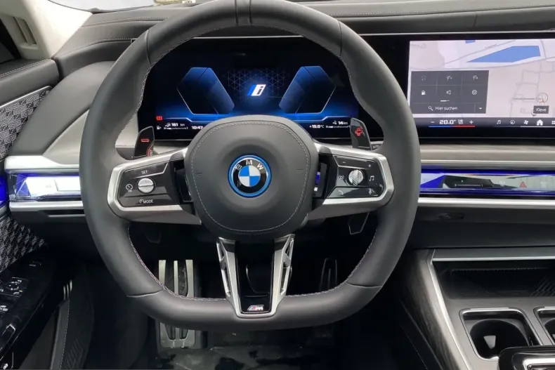 BMW M760 (Seria 7) din 2025 cu 1.800 km - oferta BMW224621 - foto 12