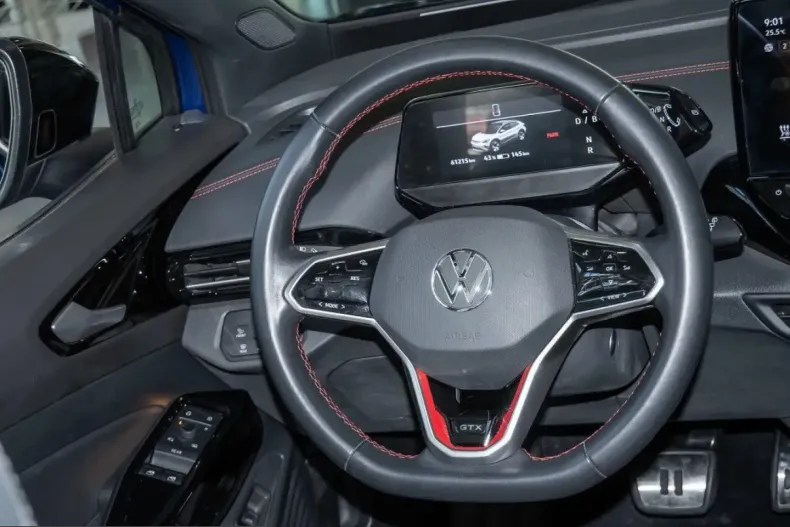 Volkswagen ID.4 din 2023 cu 61.312 km - oferta VOL224622 - foto 8