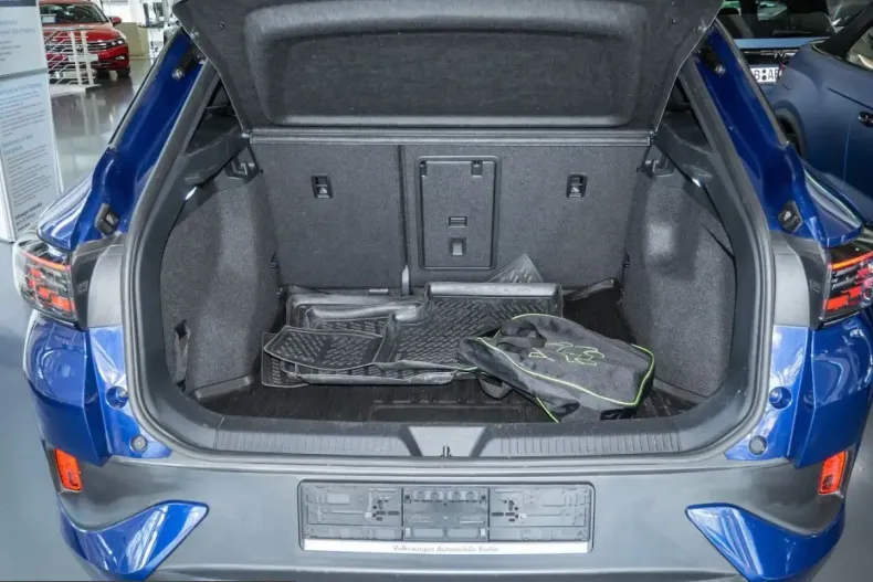 Volkswagen ID.4 din 2023 cu 61.312 km - oferta VOL224622 - foto 20