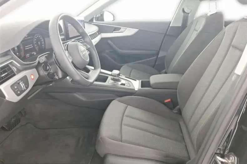 Audi A4 din 2023 cu 33.669 km - oferta AUD224624 - foto 8