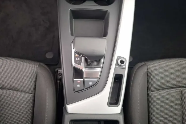 Audi A4 din 2023 cu 33.669 km - oferta AUD224624 - foto 15