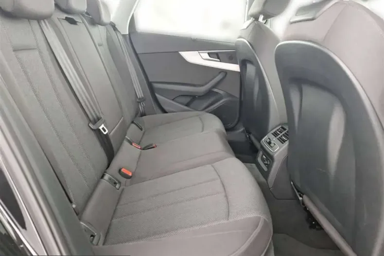 Audi A4 din 2023 cu 33.669 km - oferta AUD224624 - foto 21