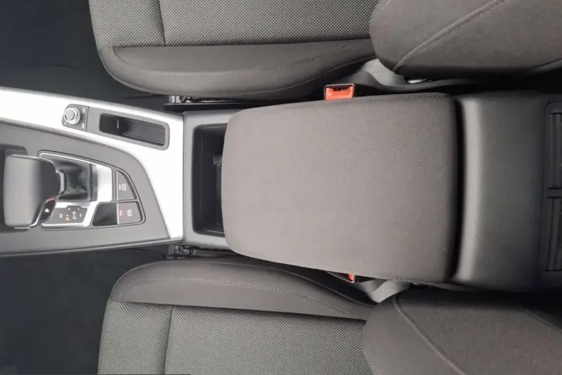 Audi A4 din 2023 cu 33.669 km - oferta AUD224624 - foto 30