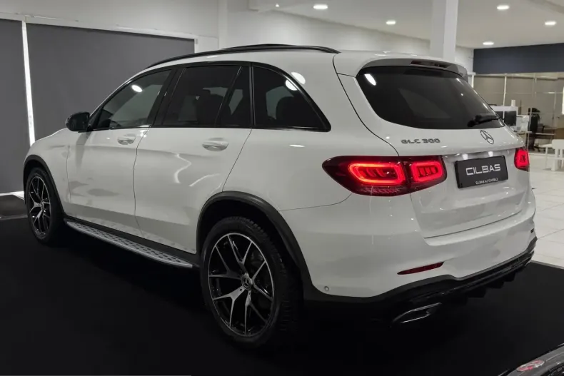 Mercedes-Benz GLC 300 (Clasa GLC) din 2022 cu 55.009 km - oferta MER224625 - foto 12