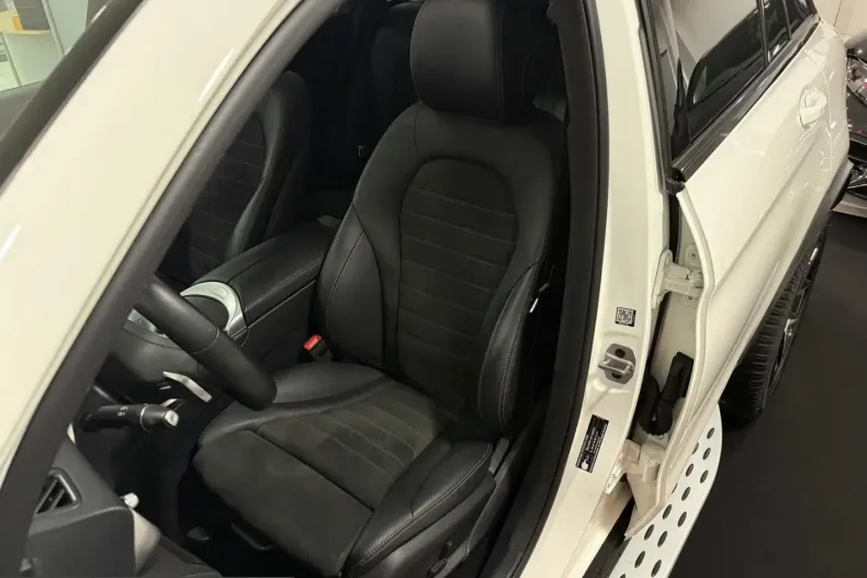 Mercedes-Benz GLC 300 (Clasa GLC) din 2022 cu 55.009 km - oferta MER224625 - foto 19