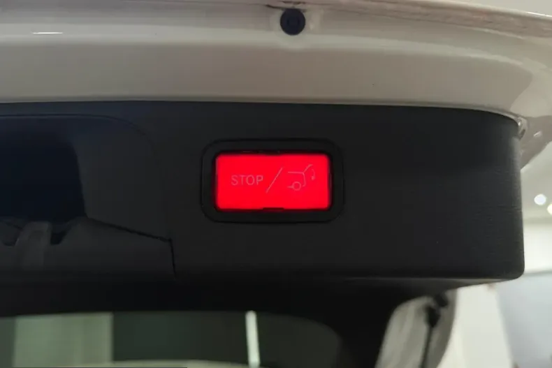 Mercedes-Benz GLC 300 (Clasa GLC) din 2022 cu 55.009 km - oferta MER224625 - foto 21