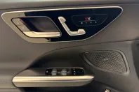 Mercedes-Benz C 400 (Clasa C) din 2024 cu 5.797 km - oferta MER224627 - foto 6