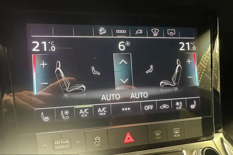 Audi e-tron din 2022 cu 66.278 km - oferta AUD224628 - foto 21