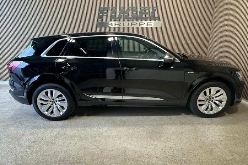 Audi e-tron din 2022 cu 66.278 km - oferta AUD224628 - foto 32