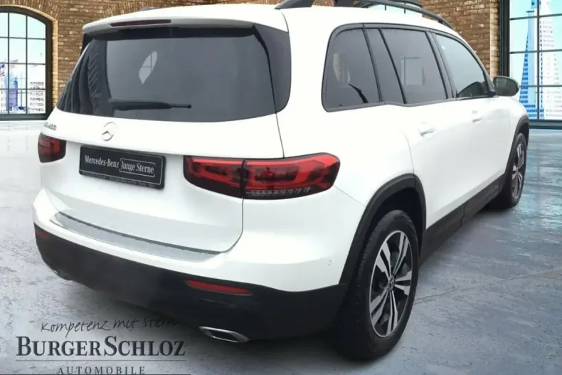 Mercedes-Benz GLB 200 (Clasa GLB) din 2023 cu 45.275 km - oferta MER224631 - foto 5