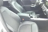 Mercedes-Benz GLB 200 (Clasa GLB) din 2023 cu 45.275 km - oferta MER224631 - foto 12