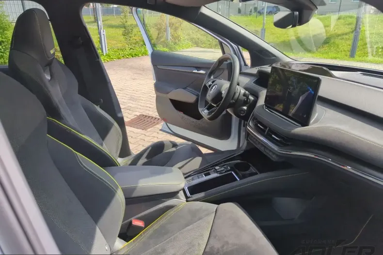 Skoda Enyaq din 2022 cu 28.000 km - oferta SKO224632 - foto 10