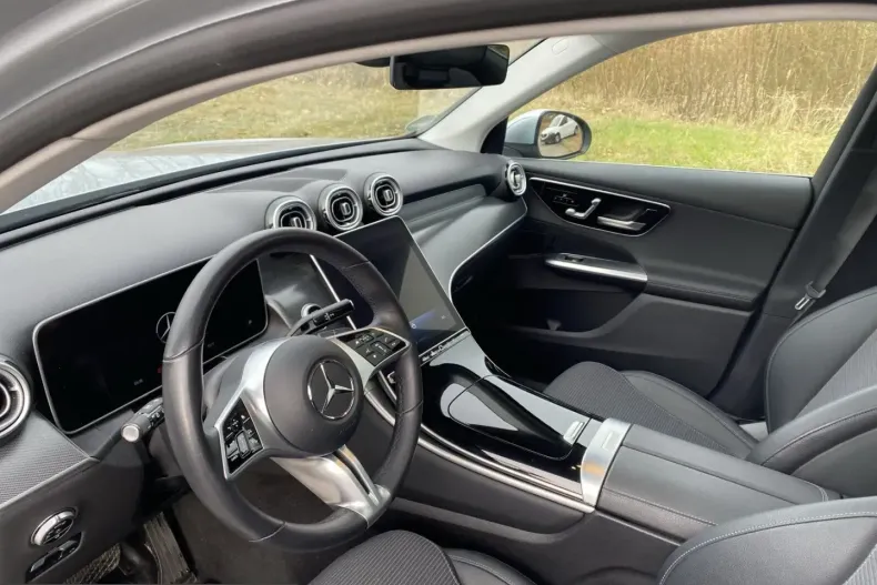 Mercedes-Benz GLC 220 (Clasa GLC) din 2024 cu 40.877 km - oferta MER224634 - foto 10