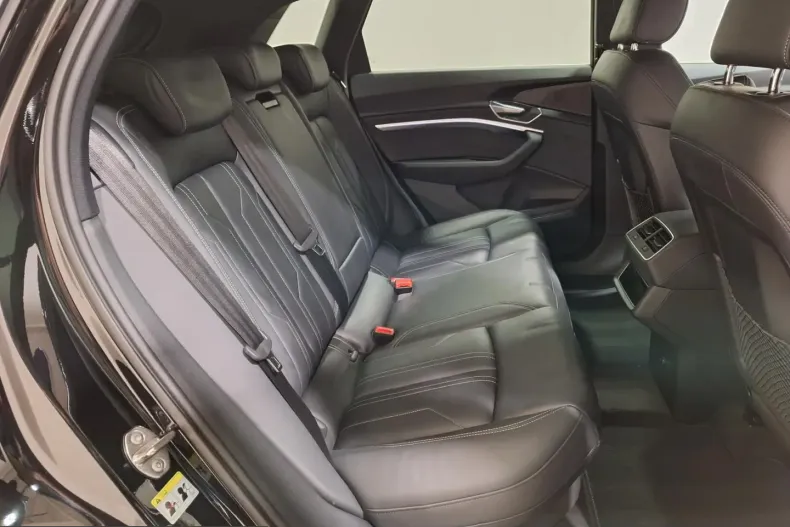 Audi e-tron din 2022 cu 36.860 km - oferta AUD224635 - foto 14