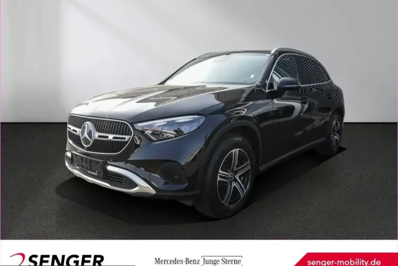 Mercedes-Benz GLC 200 (Clasa GLC) din 2023 cu 26.500 km - oferta MER224637 - foto 1