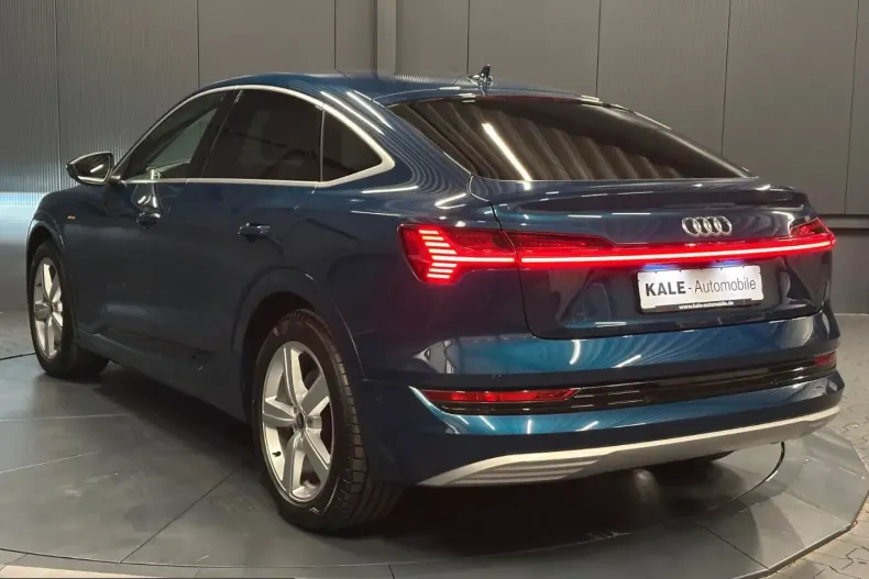 Audi e-tron din 2022 cu 39.000 km - oferta AUD224639 - foto 3
