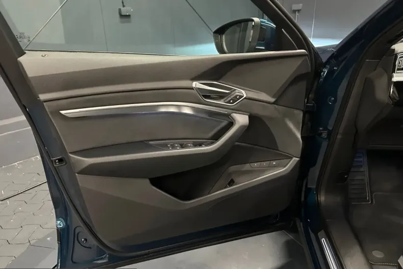 Audi e-tron din 2022 cu 39.000 km - oferta AUD224639 - foto 13