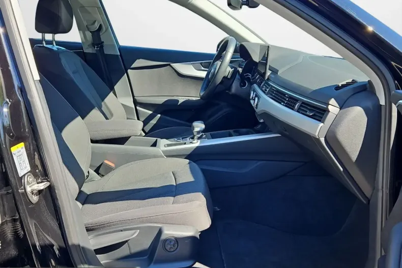 Audi A4 din 2023 cu 49.467 km - oferta AUD224641 - foto 14