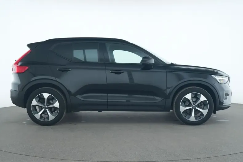 Volvo XC40 din 2023 cu 37.293 km - oferta VOL224643 - foto 6
